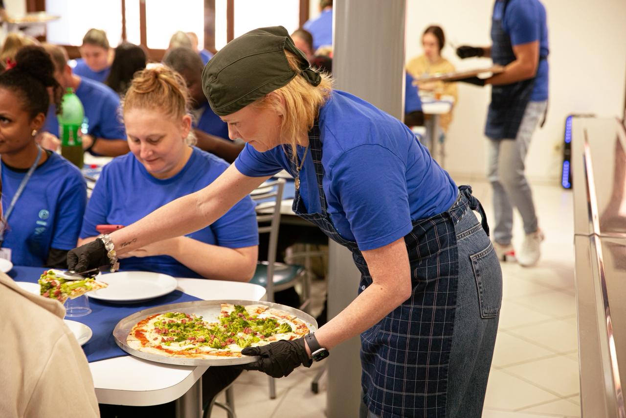 Grupo Cativa completa 38 anos nesta terça-feira (1º) e comemora com tradicional Dia da Pizza